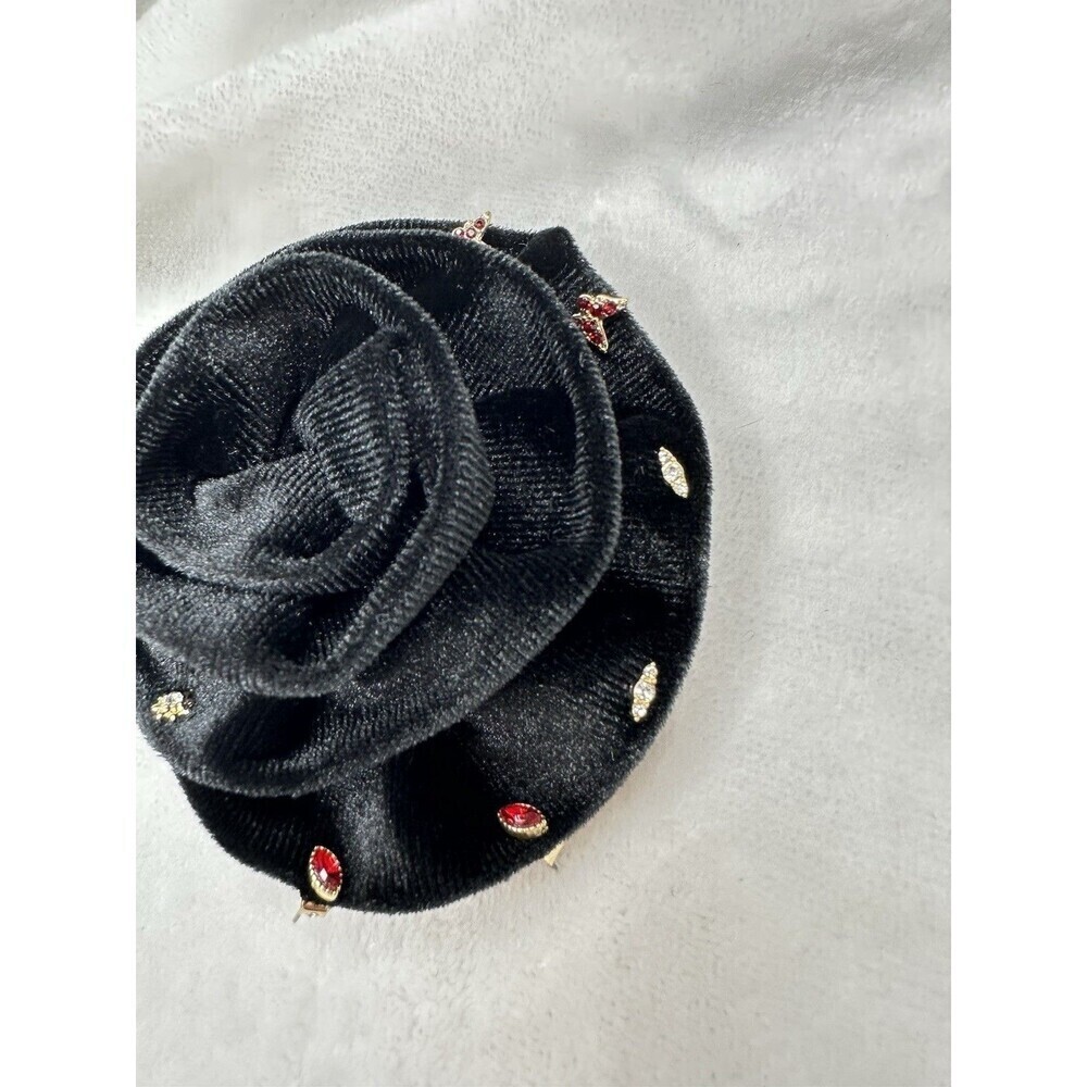 NEW Free People Rosette Stud Pack In Black Earrings Set Brooch Pin Boho Flower - Picture 6 of 6